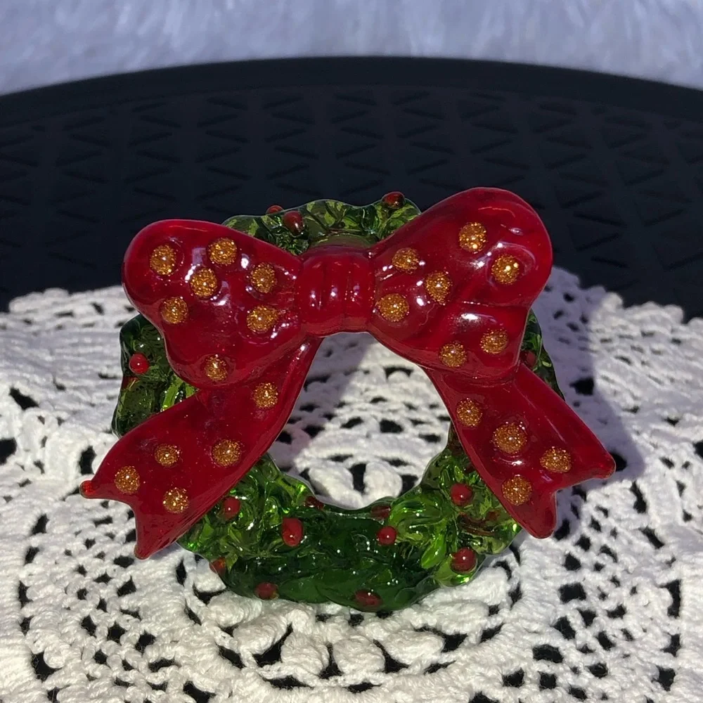 Fitz & Floyd Glass Menagerie Collection Christmas Wreath